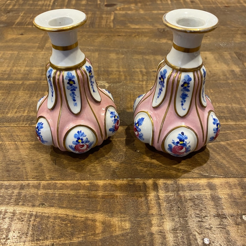 Vintage bud vases.